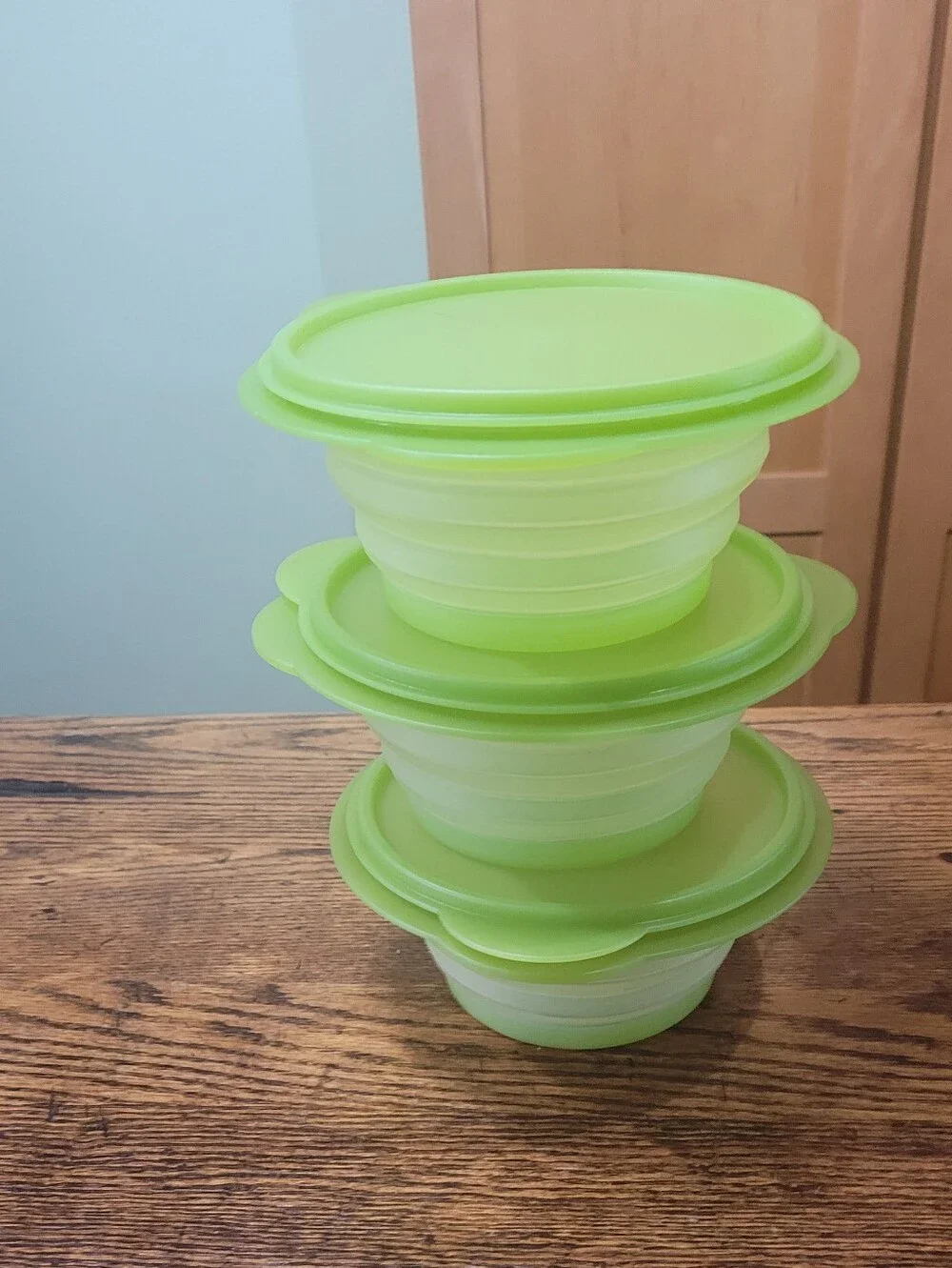 Tupperware 3 Bowl set